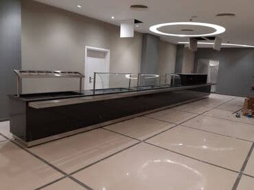 böyük soyuducu: Yüksək keyfiyyətdə şirniyyat vitrinlərinin istənilən ölçü və dizaynda — 7