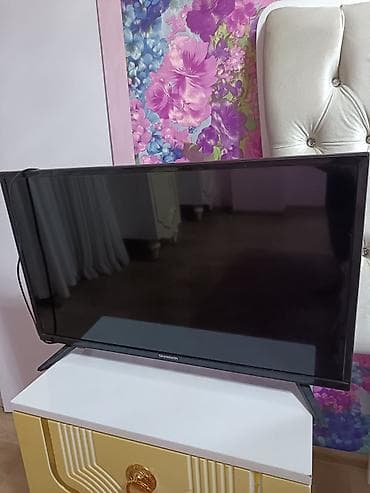 tilvizor: Televizor Skyworth LED ekran 82" — 1