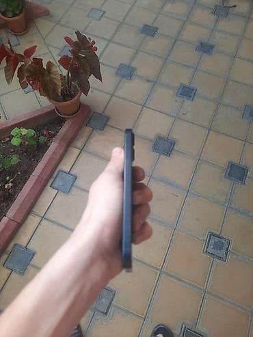 data modem sim card: IPhone 13, 128 GB, Midnight, Face ID — 5