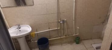 снять комнату в общежитии: Kirayə üçün sadə, işıqlı otaq. - Tək nəfərlik çarpayı, döşək və — 6