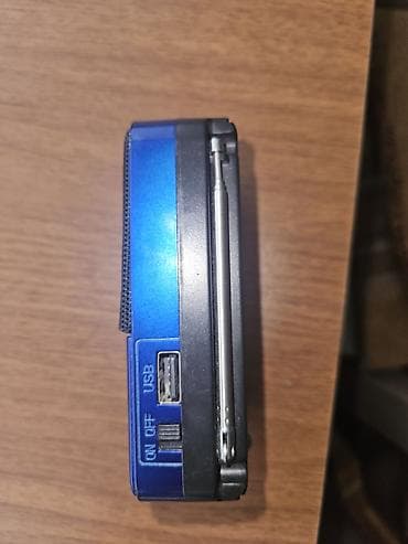3 birinde printer: Kompakt portativ musiqi çaları və FM radio Xüsusiyyətlər: - Model: C3 — 5