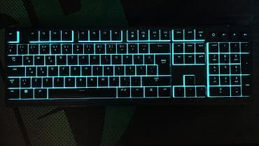 netbook satilir: Razer Ornata V3 RGB — Mecha-Membrane USB Black Cox az istifade — 3