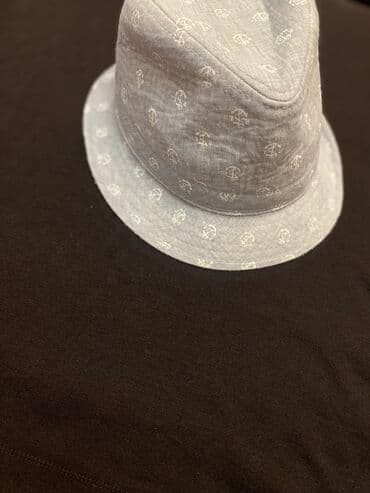 kişilər ucun dəri papaqlar və kepkalar: Təzə kimidi. 56 razmerdi — 2