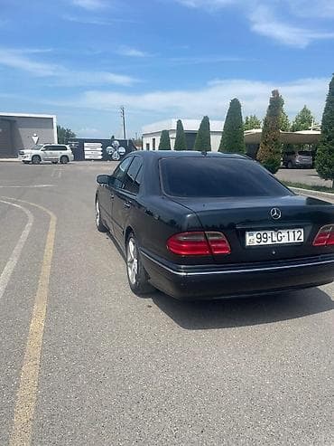 Аксессуары и тюнинг: Mercedes-Benz E-Class (W210), sedan, qara rəng. il 1999 3.2 mator — 3