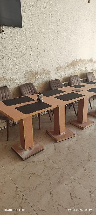 Restoran, kafe avadanlığı: Kafe baglandigi ucun butun esyalar serfeli qiymete satilir.Tecili — 2