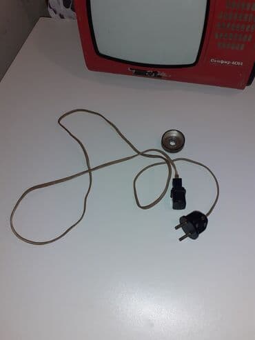 qızıl onluq qiyməti: Retro kiçik ölçülü televizor. İşləkdir. Sadəcə ekran birdən tam — 4