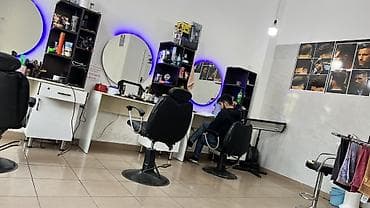 Salona bərbər tələb olunur hal hazırda bir nəfər işləyir iki yer