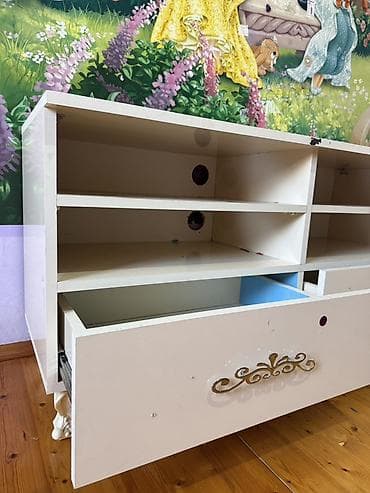 Düz TV altlığı, Polkalı, Laminat — 4