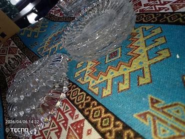 Tort və şiriniyyat qabı, Şüşə