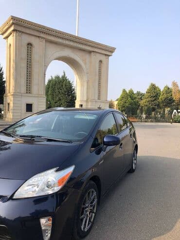 kia islenmis ehtiyat hissələri: Toyota Prius: 1.8 l | 2015 il — 6