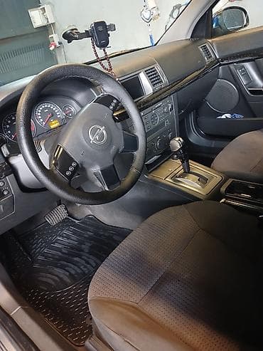 hibrid avtomobil: Opel Signum: 2.2 l | 2003 il 32644 km Universal — 4