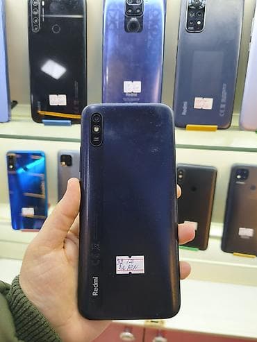 Xiaomi Redmi smartfon - Model: Redmi (arka hissədə “Redmi” loqosu