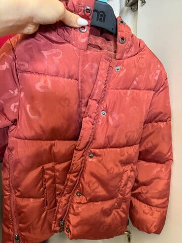 детская одежда куртки: Uşaq üçün gödəkçə. 4 yaş. 104 sm. Mayoral firması. 150 ₼ alınıb — 2
