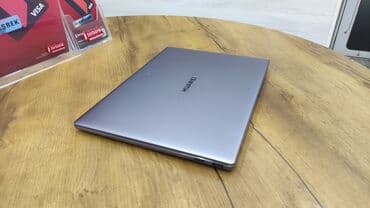 huawei matebook d15: AMD Ryzen 5, 14 " — 4