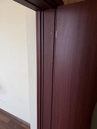 qapi avropa: Gapilar yaxsi veziyetde 4 ed suseli 2 ed susesiz MDF/laminat daxili — 6