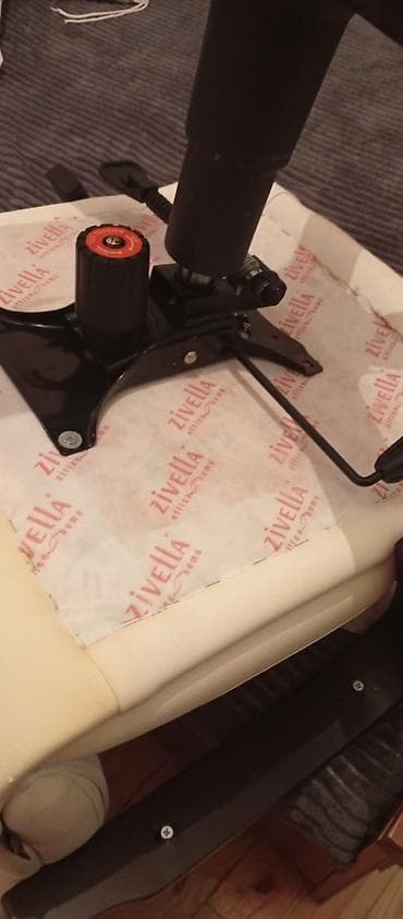 Ofis masaları: Təkərli, Qolları tənzimlənmir, Süni dəri — 4