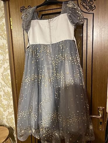 Məhsul: Qız uşaqları üçün zərif ziyafət/gecə paltarı - Rəng: Açıq