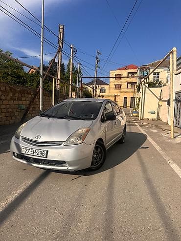 Toyota Prius: 1.5 l | 2008 il Hetçbek lalafo.az -da Toyota Prius: 1.5 l | 2008 il Hetçbek