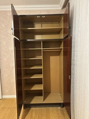 yataq otağı üçün dolaplar: Açılan, 2 qapılı Düz dolab, Qarderob, paltar dolabı — 1