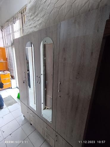 islenmis paltar dolablari: Yeni, Açılan, 4 qapılı Düz dolab, Qarderob, paltar dolabı, Azərbaycan — 9