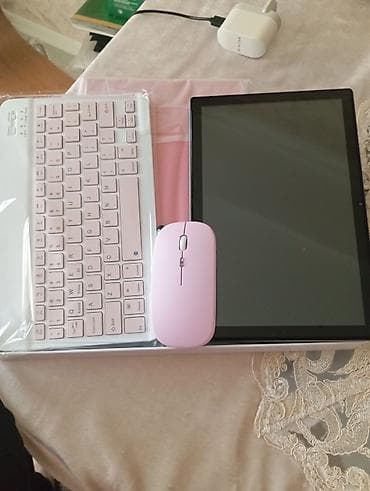 CRELANDER planşet - Gümüşü metal gövdə, incə çərçivəli böyük ekran - lalafo.az -da CRELANDER planşet - Gümüşü metal gövdə, incə çərçivəli böyük ekran -