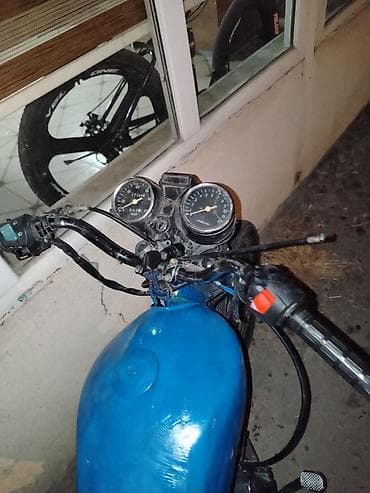 zmz motors: Moped/motosiklet layihəsi – mavi rəngdə gövdə və bak, ikili — 3
