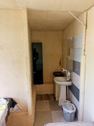 kewle qesebesinde ev: 1 otaqlı kiçik həyət evi/sahə daxili yaşayış modulu - Ümumi plan: bir — 2