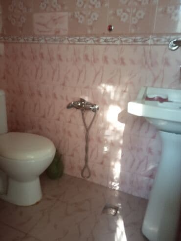 суточный квартира токмок: Баку, 4 комнаты, Вторичка, м. Гянджлик, 100 м² — 15