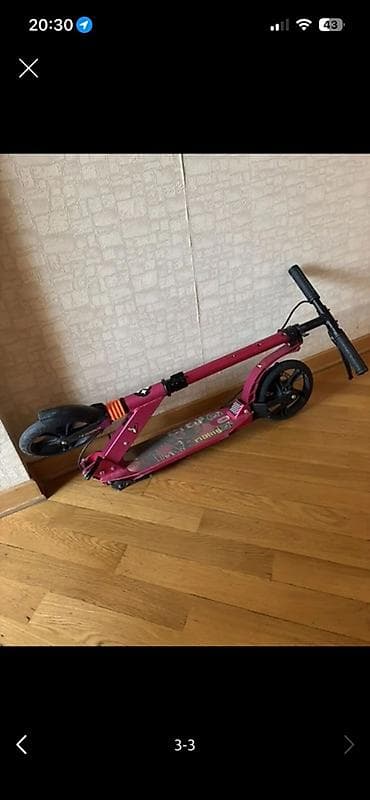kuggo m4 pro: Şəhər içi hərəkət üçün yığcam skuter. - Tip: Mexaniki (ayaqla — 1
