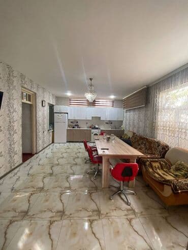 heyət evi: Bakıxanov qəs. 5 otaqlı, 130 kv. m, Orta təmir — 7