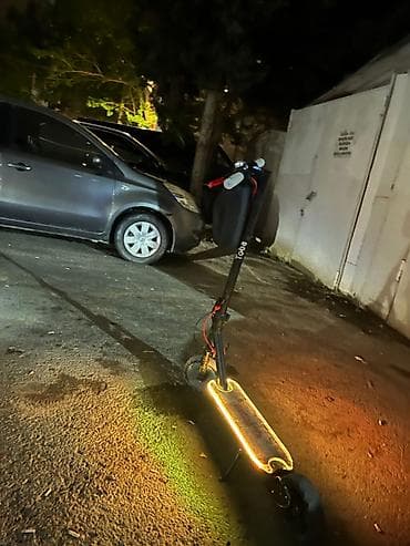 İşlənmiş Elektrik samokat 11", ≤ 250 Vt, 26 - 35 km/s, Ünvandan götürmə — 2