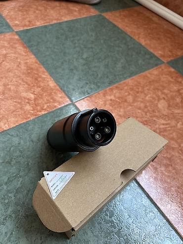 Elektrik avtomobili üçün şarj adapteri (Type 2 → Type 1) – 32A