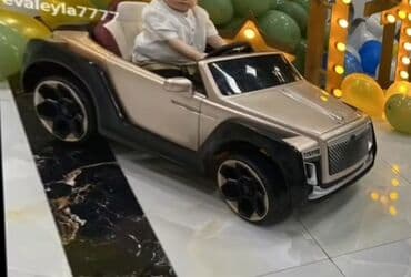 детские машинки на педалях: Uşaq elektrik maşını – lüks SUV tərzində - Korpus: qızılı/şampani — 1