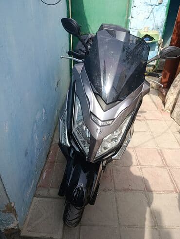 купить мопед в кредит: Şəhərdaxili və uzun məsafələr üçün tam təchizatlı maxi-skuterdir — 2