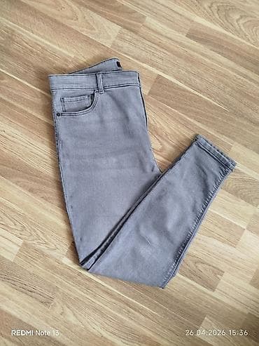 30 de facto sweatshirt: Brend kişi şalvarı. 34 razmerdi. Boz rəngdədi. Belinin ölçüsü 45 - — 4