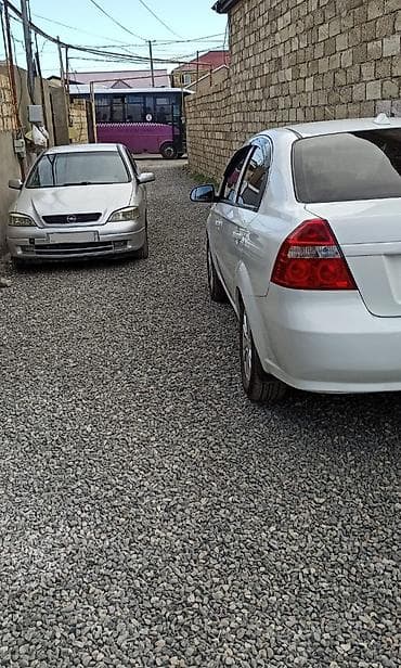 kiraye ev hezi: 4 otaqlı, 120 kv. m, Yeni təmirli — 2