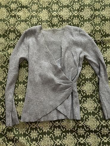 Baş geyimləri: Boz kofta ve qirmizi 3 azn digerleri 5 azn
Salvar 27 razmer 5 azn — 6