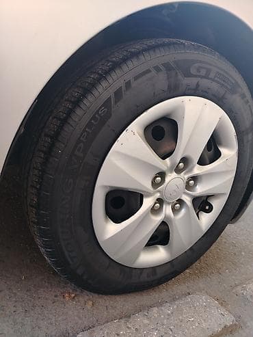 Şinlər Ölçü: 195/65 R15 91H Xüsusiyyətlər: - KIA markalı 15” lik