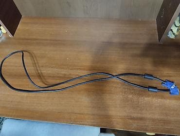 komputer manitoru: Dell LCD monitor - Ekran ölçüsü: təqribən 19" (geniş format — 3