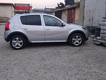 Dacia: Dacia Sandero: 1.5 l | 2011 il 290000 km Hetçbek — 5