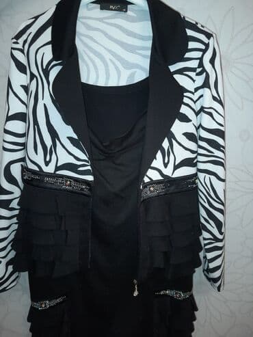 klassik geyim: Dəstlər, kostyumlar — 1