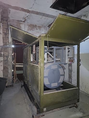 generator qiyməti: Sənaye dizel-elektrik generator komplekti 1937ci il istehsalı.Yaxşı — 2