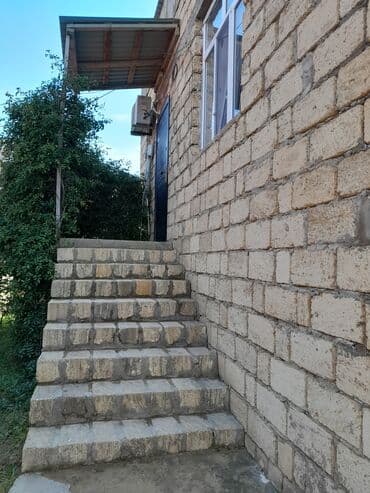 ramanada kiraye ev: Masazır qəsəbəsi köhnə bələdiyyə yolunda əsas yola yaxın 2 otaqlı — 7