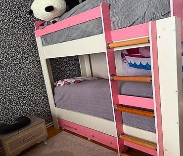 Uşaq mebeli: Qız üçün, Çarpayı, Matras ilə, Siyirməli, Taxta — 1