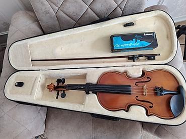 Fleytalar: Skripka dəsti Tərkib: - Tam ölçülü klassik skripka (4/4) - Yay - — 10