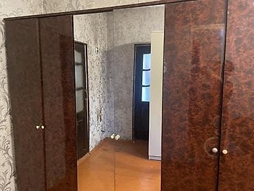 İşlənmiş, 6 qapı, Güzgülü, Qəhvəyi, Taxta, Açılan, Düz dolab lalafo.az -da İşlənmiş, 6 qapı, Güzgülü, Qəhvəyi, Taxta, Açılan, Düz dolab