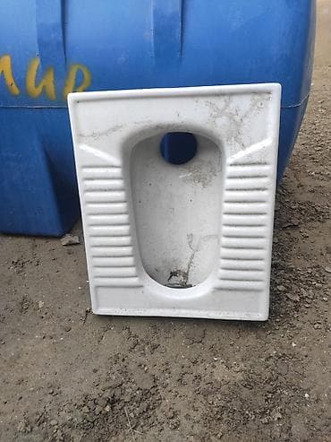 Siyirmə qapılar: İşlənmiş Plastik qapı 75x220 sm Çərçivə ilə, Zəmanətli, Ödənişli quraşdırma, Ünvandan götürmə — 1