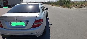 diffuser satisi: Mercedes-Benz C-Class: 2.2 l | 2007 il Sedan — 4