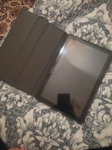 plansetlər: Oteeto planşet Xüsusiyyətlər: - Gümüşü metal gövdə, nazik və yüngül — 5