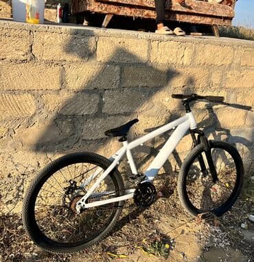 qalin tekerli velosiped: Salam 24 olcudur maraqlanan vp yazsın qiymetde endirim olacaq herşeyi — 5